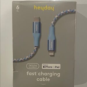 Heyday Blue and White Charging Cable